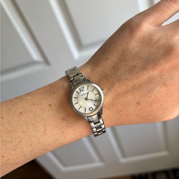 Fossil Watch - Picture 3 of 5